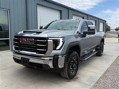 2024 GMC Sierra 2500 SLT Z31 Crew Cab Duramax 4x4 - Photo 3 - Safford, AZ 85546