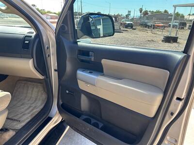 2008 Toyota Sequoia SR5   - Photo 7 - Safford, AZ 85546