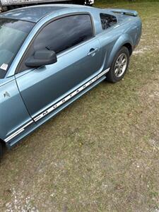 2005 Ford Mustang V6 Deluxe   - Photo 6 - Prichard, AL 36610