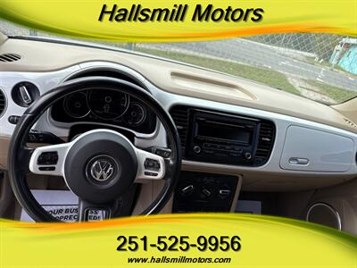 2015 Volkswagen Beetle 1.8T   - Photo 14 - Prichard, AL 36610