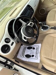 2015 Volkswagen Beetle 1.8T   - Photo 12 - Prichard, AL 36610