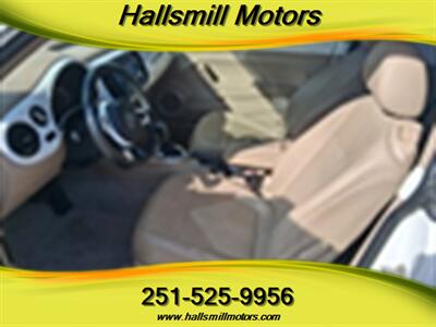 2015 Volkswagen Beetle 1.8T   - Photo 3 - Prichard, AL 36610
