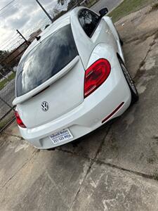 2015 Volkswagen Beetle 1.8T   - Photo 8 - Prichard, AL 36610