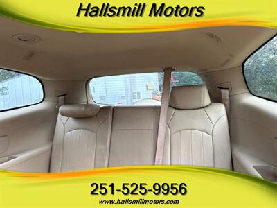2010 Buick Enclave CXL   - Photo 16 - Prichard, AL 36610