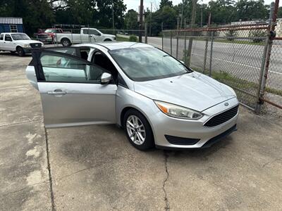 2016 Ford Focus SE   - Photo 10 - Prichard, AL 36610
