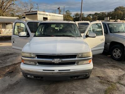 2002 Chevrolet Suburban 1500   - Photo 2 - Prichard, AL 36610