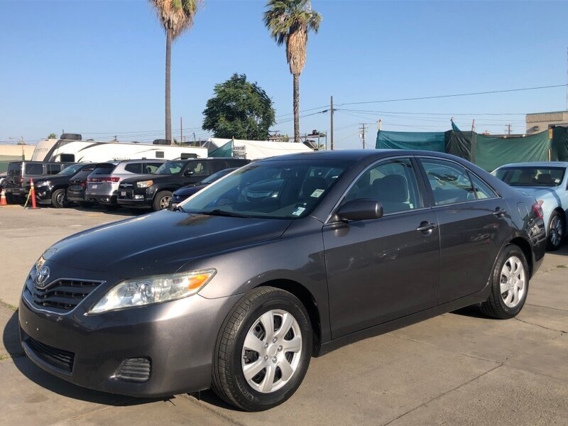 2011 Toyota Camry LE  
