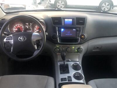 2013 Toyota Highlander   - Photo 9 - Ontario, CA 91762
