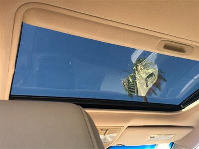 2012 Toyota Avalon LIMITED   - Photo 9 - Ontario, CA 91762