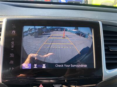 2017 Honda Pilot EX-L w/Navi   - Photo 11 - Ontario, CA 91762