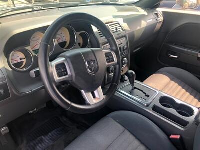 2011 Dodge Challenger SE   - Photo 7 - Ontario, CA 91762