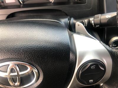 2012 Toyota Camry SE   - Photo 11 - Ontario, CA 91762