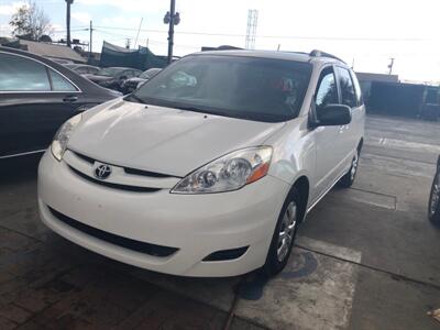 2007 Toyota Sienna CE 7-Passenger  