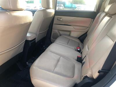2015 Mitsubishi Outlander SE   - Photo 10 - Ontario, CA 91762