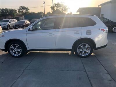 2015 Mitsubishi Outlander SE   - Photo 4 - Ontario, CA 91762