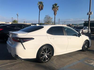 2023 Toyota Camry SE - Photo 2 - Ontario, CA 91762