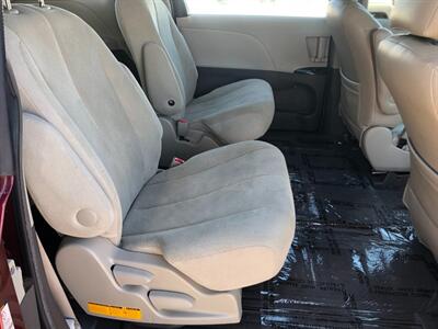 2011 Toyota Sienna Base 7-Passenger - Photo 12 - Ontario, CA 91762
