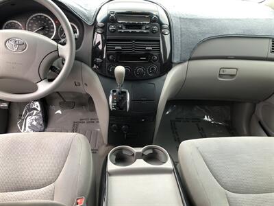 2004 Toyota Sienna CE 7 Passenger   - Photo 19 - Ontario, CA 91762