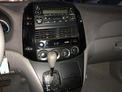 2004 Toyota Sienna CE 7 Passenger   - Photo 11 - Ontario, CA 91762