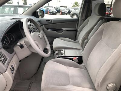 2004 Toyota Sienna CE 7 Passenger   - Photo 13 - Ontario, CA 91762