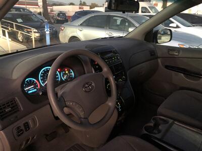 2004 Toyota Sienna CE 7 Passenger - Photo 7 - Ontario, CA 91762