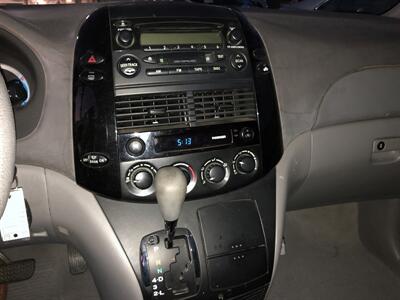 2004 Toyota Sienna CE 7 Passenger - Photo 10 - Ontario, CA 91762