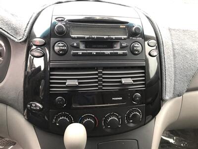 2004 Toyota Sienna CE 7 Passenger   - Photo 21 - Ontario, CA 91762