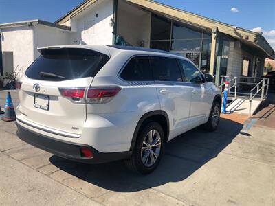 2014 Toyota Highlander XLE   - Photo 4 - Ontario, CA 91762
