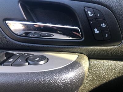 2009 Chevrolet Tahoe LT   - Photo 15 - Ontario, CA 91762