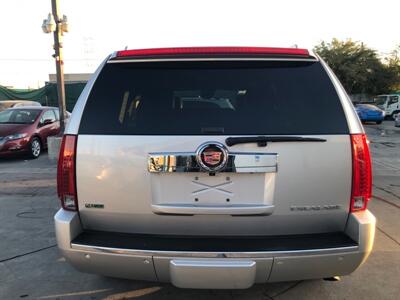 2011 Cadillac Escalade   - Photo 5 - Ontario, CA 91762