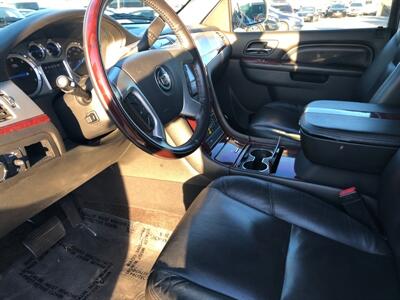 2011 Cadillac Escalade   - Photo 8 - Ontario, CA 91762