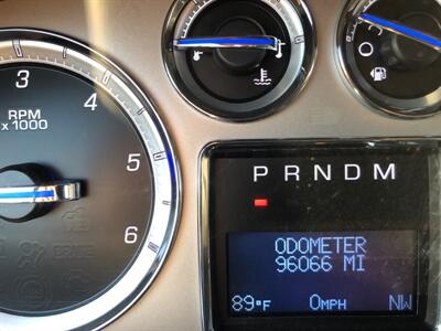 2011 Cadillac Escalade   - Photo 16 - Ontario, CA 91762