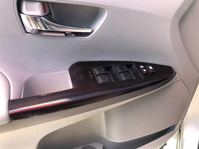 2011 Toyota Venza FWD 4cyl - Photo 12 - Ontario, CA 91762