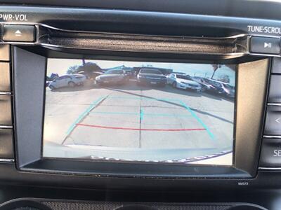 2018 Toyota RAV4 LE - Photo 15 - Ontario, CA 91762