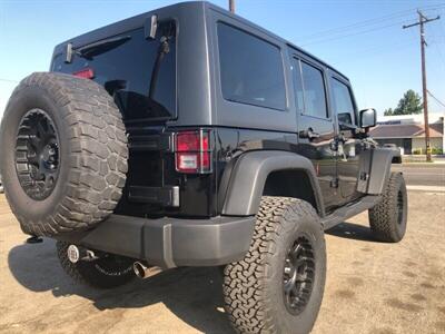 2011 Jeep Wrangler Unlimited Rubicon   - Photo 3 - Ontario, CA 91762