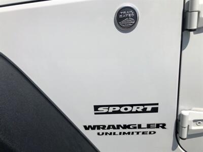 2015 Jeep Wrangler Unlimited Sport  HARD TOP - Photo 11 - Ontario, CA 91762