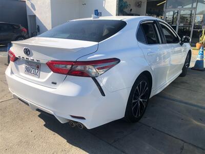 2019 Toyota Camry SE - Photo 4 - Ontario, CA 91762