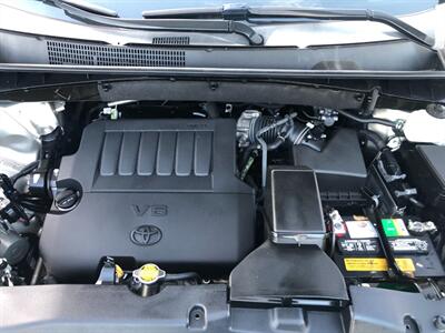 2014 Toyota Highlander XLE - Photo 16 - Ontario, CA 91762