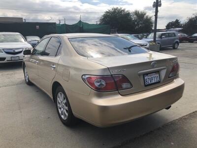 2002 Lexus ES 300   - Photo 4 - Ontario, CA 91762