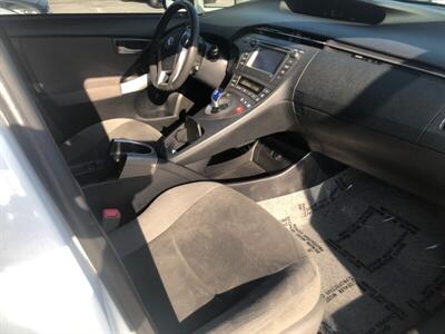 2012 Toyota Prius Two   - Photo 8 - Ontario, CA 91762