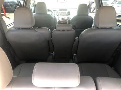 2011 Toyota Sienna XLE 8-Passenger  XLE - Photo 19 - Ontario, CA 91762
