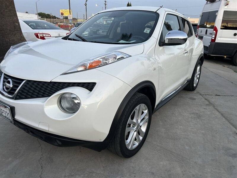 2013 Nissan JUKE S  AWD - Photo 1 - Ontario, CA 91762