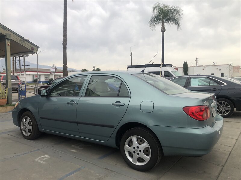 2005 Toyota Corolla CE
