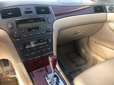 2004 Lexus ES 330   - Photo 9 - Ontario, CA 91762