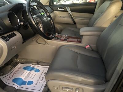 2009 Toyota Highlander Limited  4X4 - Photo 8 - Ontario, CA 91762