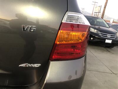 2009 Toyota Highlander Limited  4X4 - Photo 7 - Ontario, CA 91762