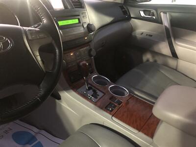 2009 Toyota Highlander Limited  4X4 - Photo 9 - Ontario, CA 91762