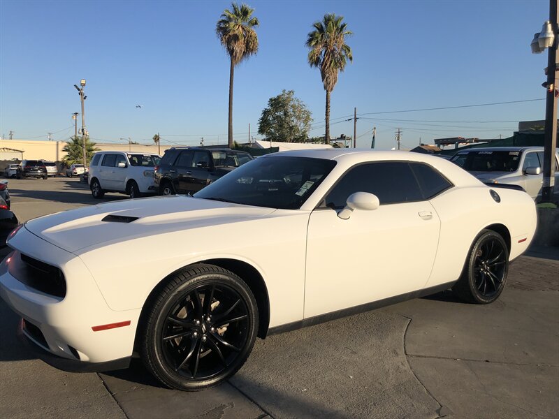 2017 Dodge Challenger SXT - Photo 1 - Ontario, CA 91762
