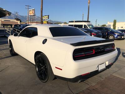 2017 Dodge Challenger SXT   - Photo 6 - Ontario, CA 91762