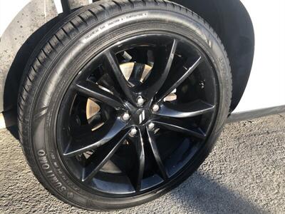 2017 Dodge Challenger SXT - Photo 12 - Ontario, CA 91762